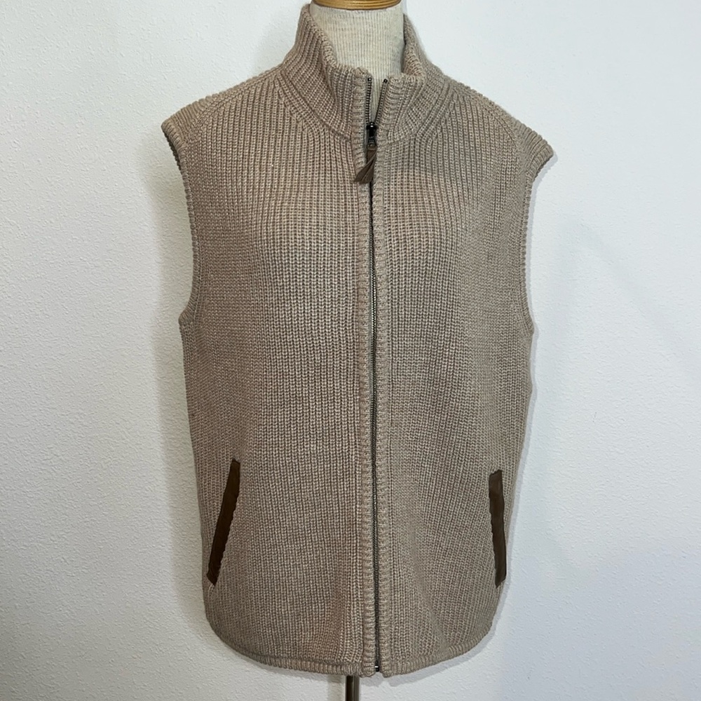 🔹 Rail Riders LOA Wool Blend Sweater Vest with Leather Trim
